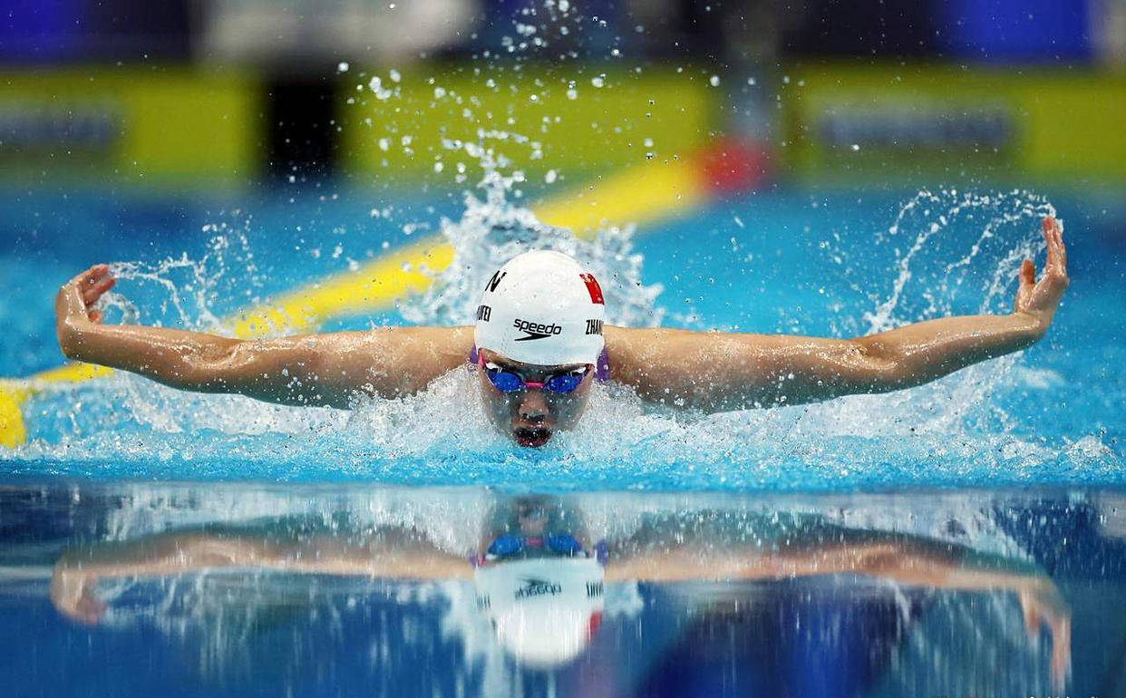 游泳选手爆冷获胜,专家预测失准 游泳选手爆冷获胜,专家预测失准